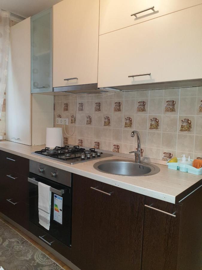 דירות יאשי Alin Apartament מראה חיצוני תמונה